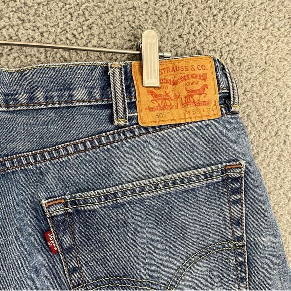 Levi's‎ 505 Jeans Men 38x33 Blue Medium Wash Straight Denim - Picture 9 of 14
